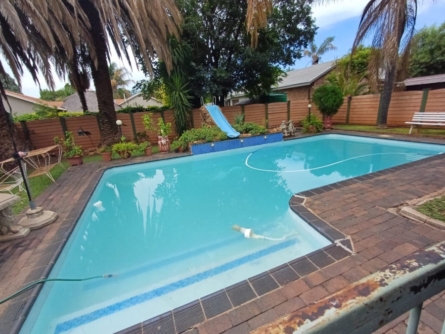 3 Bedroom Property for Sale in Wilkoppies North West